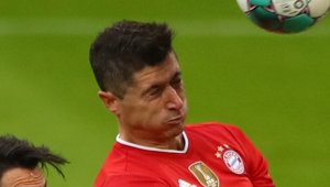 Хаман към Левандовски: Не чупи рекорда на Герд Мюлер!