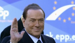 Силвио Берлускони: Ще запазим един от Пато или Робиньо