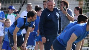 Мъри Стоилов мести Левски в Боровец