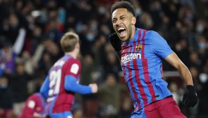 Барса с историческо пътуване в Австралия