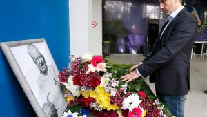 Левски почита Сашо Костов срещу Берое