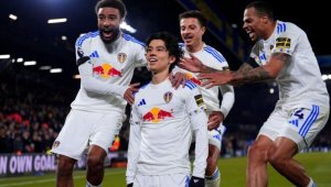 Лийдс шокира Челси и остави Сините на 9 точки от лидера