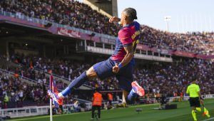 Барса попиля със 7:0 Валядолид, Рафиня се развихри с хеттрик