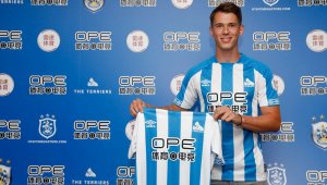 ОФИЦИАЛНО: Хъдърсфийлд с транферен удар, взе световен шампион с Германия