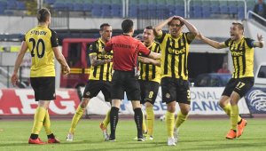 Ако масата се примири с гаврата на Славия – Ботев, да се приключва с българския футбол