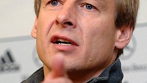 &quot;Билд&quot; стартира подписка за оставането на Клинсман