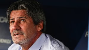 Жесток удар по трансферните планове на Левски! 