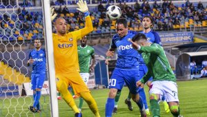 Напуска Левски? Бъдещето на Ники Михайлов е неясно