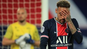 Мерак за орална любов лиши Неймар от милиони