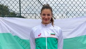 България победи Египет за "Били Джийн Кинг къп" след успех на Каратанчева и крачи напред