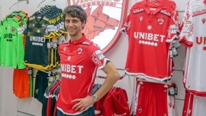 ОФИЦИАЛНО: Фабрини подписа с Динамо Букурещ, от ЦСКА му пожелаха успехи