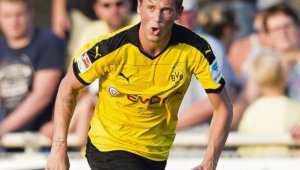 Дортмунд без Дурм за още 6 седмици