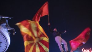 Хиляди в Скопие празнуваха победата над Италия + СНИМКИ