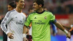 Икер Касияс дебютира за Порто