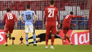 Мързелив Байерн довърши "орлите" с досада