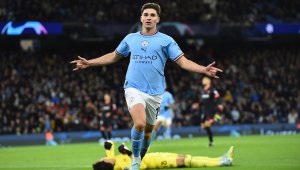 Заместникът на Холанд блести при нов успех за Сити