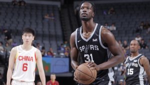 Везенков има нов съотборник в Олимпиакос