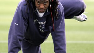 Съдят американски футболист за убийството на собствената му майка