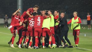 С „жокери“ като Кордоба и Турицов всичко е обречено