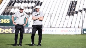 Славия изгони легендарен нападател