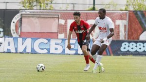 ЦСКА 1948 се раздели с Уилям Фонкеу