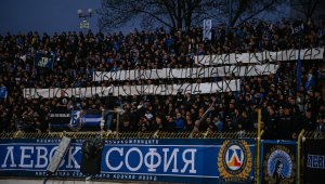 На "Герена" става напечено! НКП обвини Наско Сираков за кризата в Левски