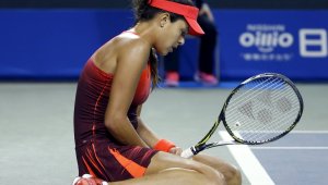 Иванович на колене в Токио