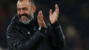 Нуно Еспирито Санто заменя Емери начело на Арсенал?