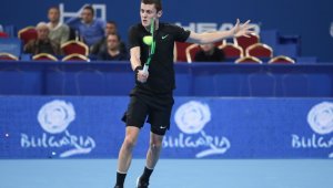 Лазаров с фантастичен старт на Sofia Open! Победи абсолютния фаворит Лацко 