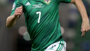 Северна Ирландия стресна България с гол "ала Ван Бастен" 