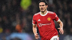 Реал взима Кавани още през януари?