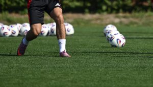 Революция: ФИФА обяви невиждана "клубна дупка"