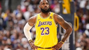 Краля не се предава, Езерняците се провалят в 3-ата част