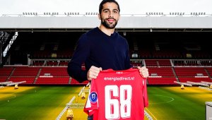 Официално: Милан преотстъпи Рикардо Родригес на ПСВ Айндховен