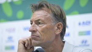 Ерве Ренар пак пое топ национален отбор от Африка