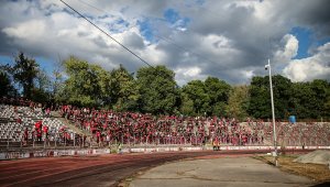 На "Армията" става страшно: Полиция пази играчите на ЦСКА от бесни фенове