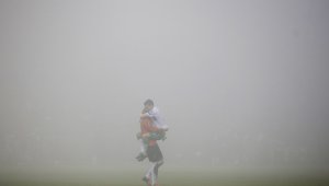 Босна и Ейре стигнаха до 1:1 в мъглата в Зеница