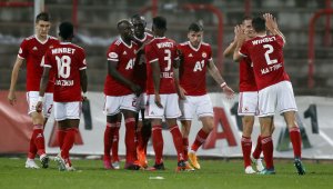 ЦСКА се отпусна и трепери срещу слабаци, но е на крачка от мечтата в Лига Европа + СНИМКИ