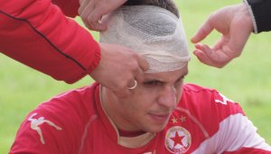 Кръв, бомби и камъни! Бивш на ЦСКА и Лудогорец видя Ада + ВИДЕО