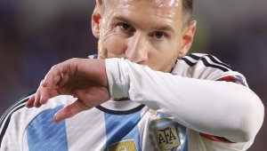 Парагваец каза дали е наплюл Лео Меси