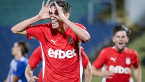 ЦСКА 1948 удари Будучност 