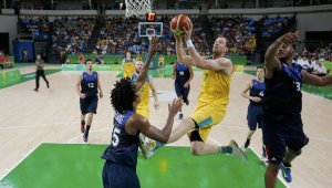 Шамар за Тони Паркър и компания на Игрите