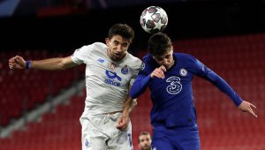 Груич остава в Порто