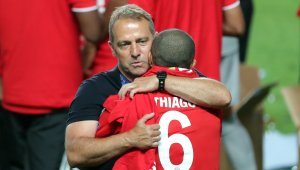 Флик е нервен заради напускането на Тиаго