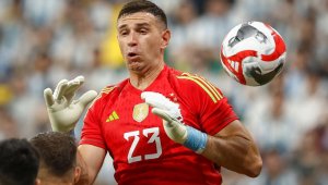 Вижте кои вратари се борят за приза "Лев Яшин"