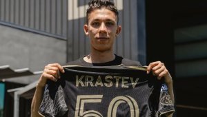 Филип Кръстев дебютира с гол за Лос Анджелис