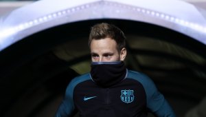 Ракитич: За Луис Енрике се хвърлям от моста!