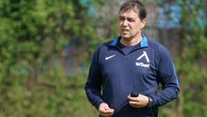 Левски се оглежда в пазара у нас, иска да привлича и българи