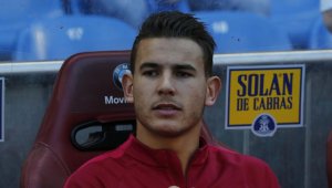 "Мъжкар": Играч на Атлетико шамари приятелката си