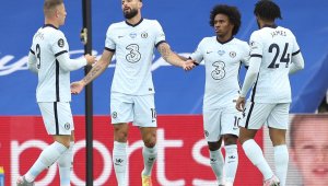 Атомното трио прати Челси в Топ 3